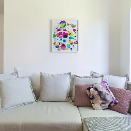 Kalia Apartment